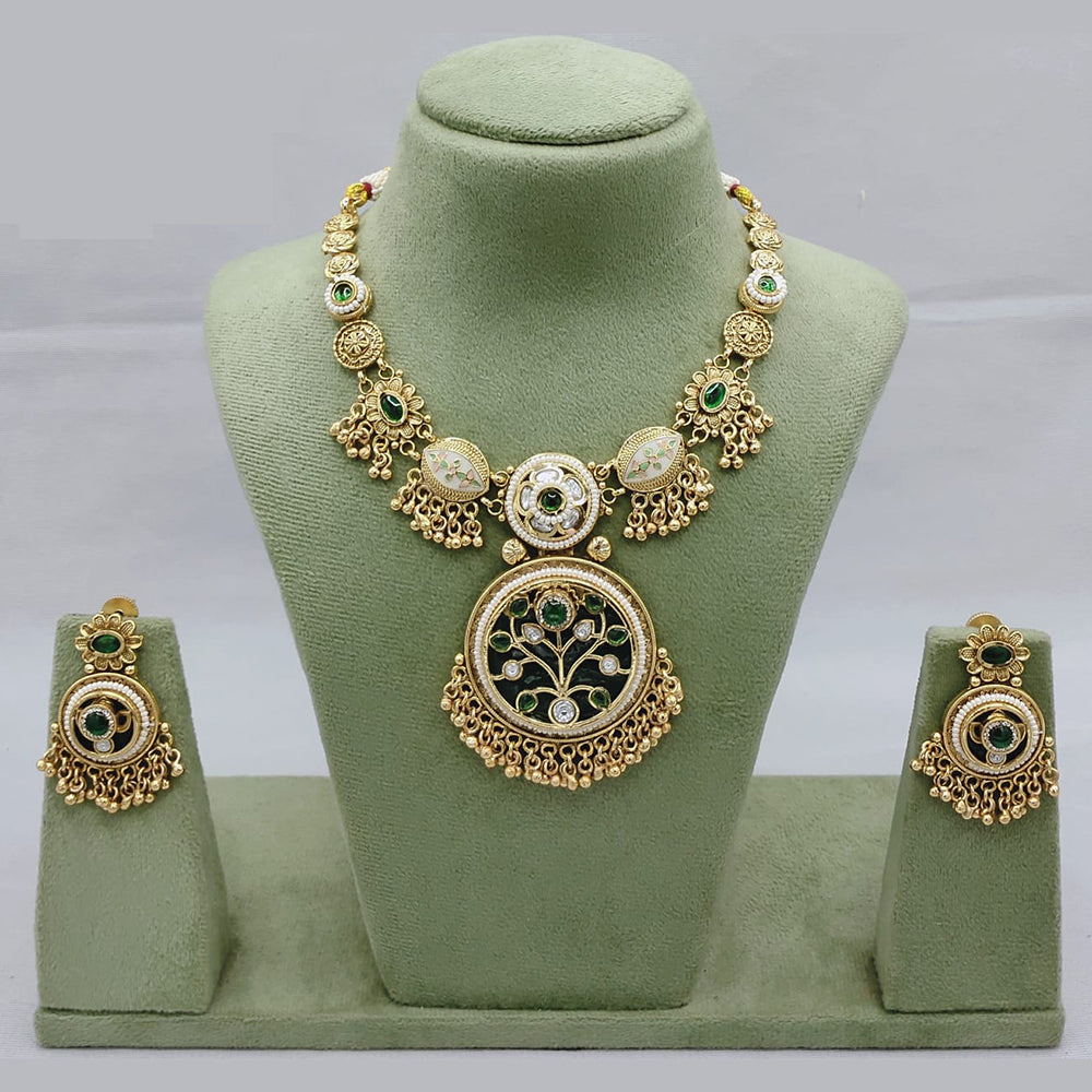 Lucentarts Jewellery Traditional Polki Kundan and Meenakari Touch Necklace Set