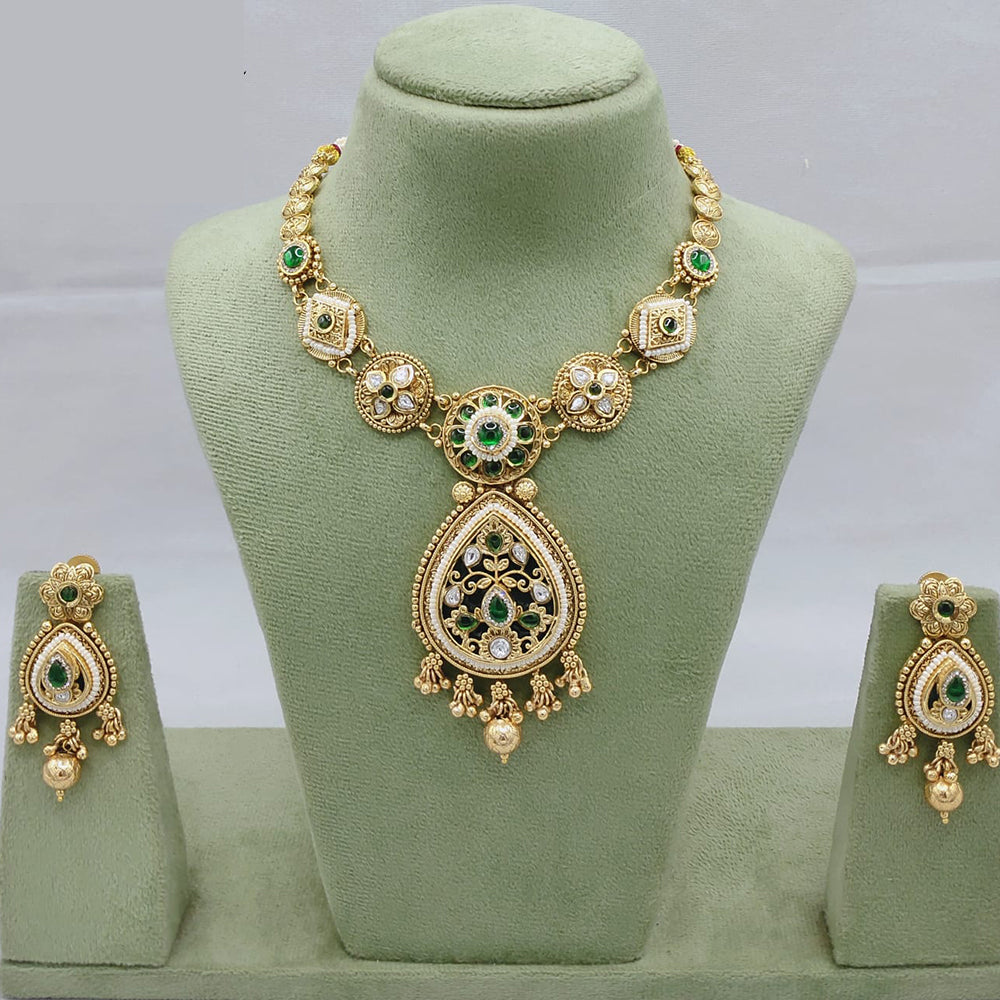 Lucentarts Jewellery Traditional Polki Kundan and Meenakari Touch Necklace Set