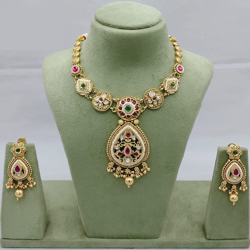Lucentarts Jewellery Traditional Polki Kundan and Meenakari Touch Necklace Set