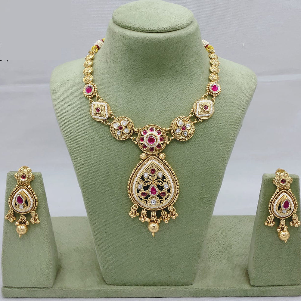 Lucentarts Jewellery Traditional Polki Kundan and Meenakari Touch Necklace Set