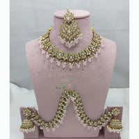Lucentarts Jewellery Austrian Stone And Pearl Beads Choker Necklace Set with Kan Chain
