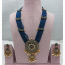 Lucentarts Jewellery Traditional Pota Stone And Pearl Long Necklace Set