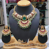 Lucentarts Jewellery Elegant Pota Stone Pearl And Beaded Meenakari Necklace Set