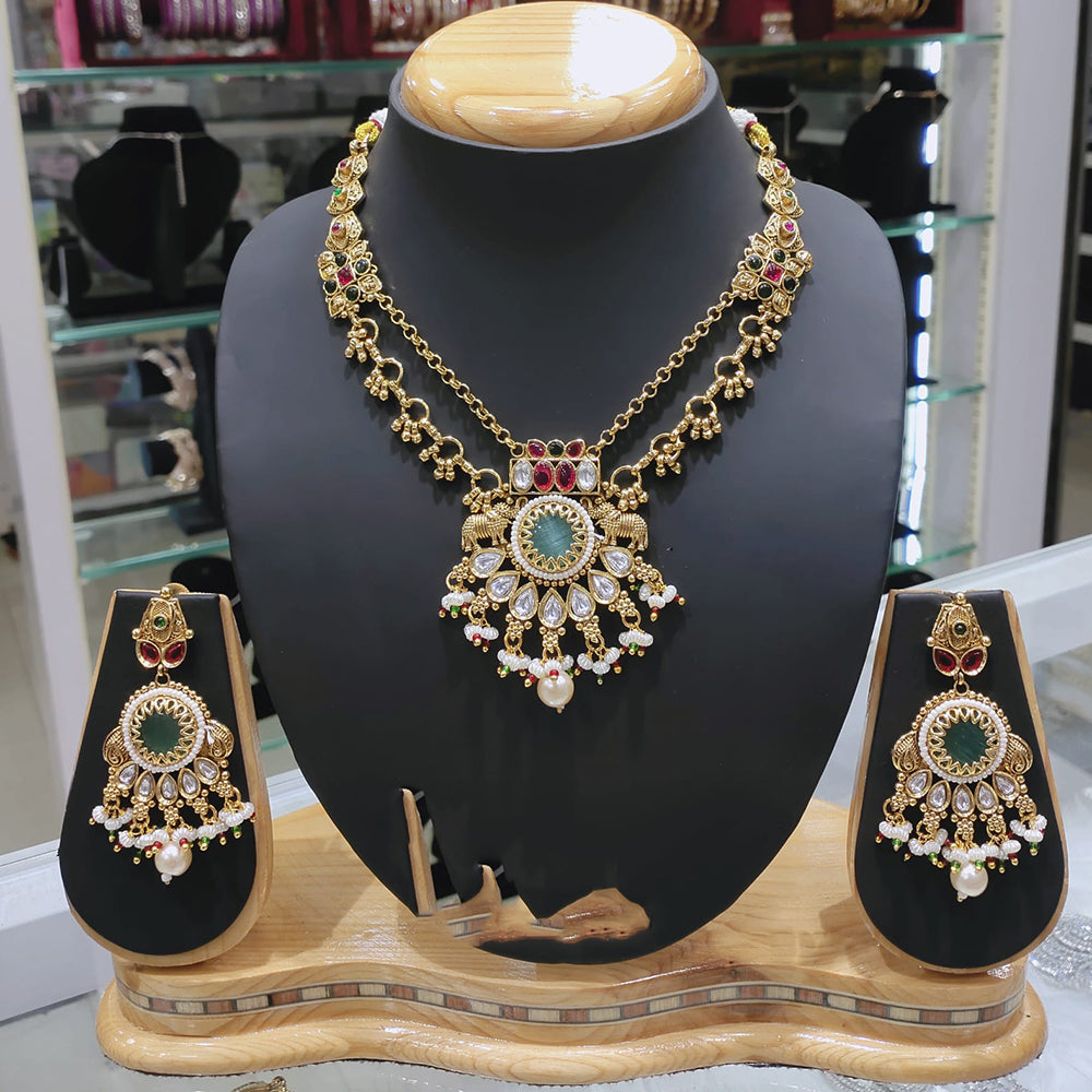 Lucentarts Jewellery Fancy Kundan Stone And Beads Necklace Set