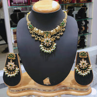Lucentarts Jewellery Heritage Pota Stone And Pearl Necklace Set