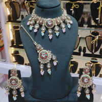 Lucentarts Jewellery Kundan Stone Pearl And Beads Choker Necklace Set