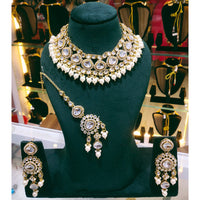 Lucentarts Jewellery Kundan Stone Pearl And Beads Choker Necklace Set