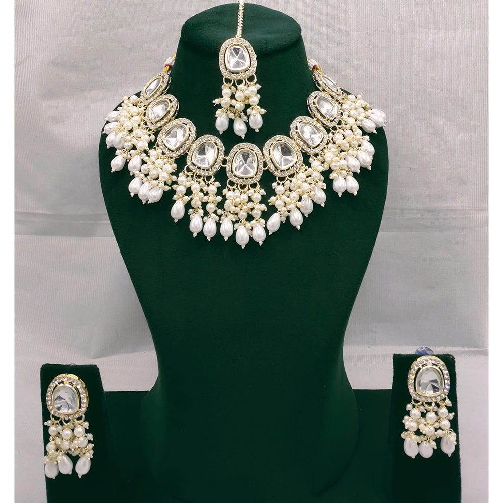 Lucentarts Jewellery Kundan Stone And Pearl Designer Necklace Set
