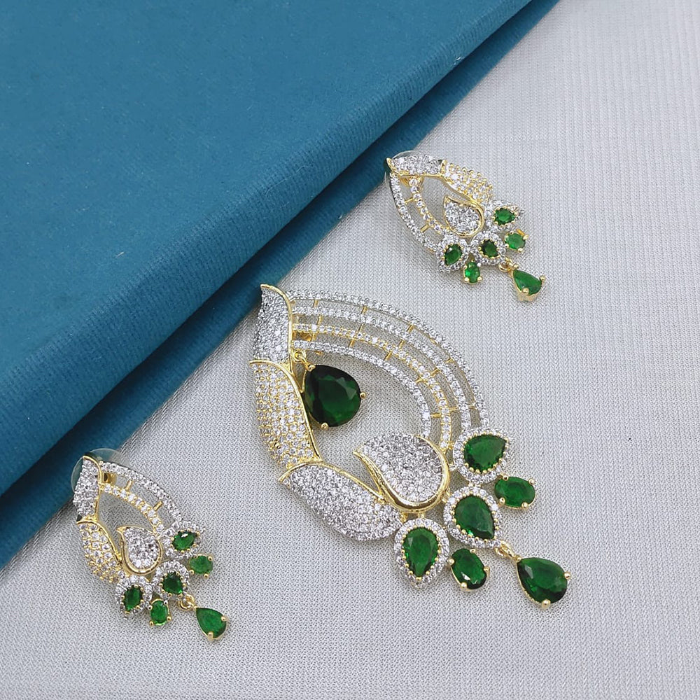 Lucentarts Jewellery Royal American Diamond Pendant Set