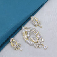 Lucentarts Jewellery Royal American Diamond Pendant Set