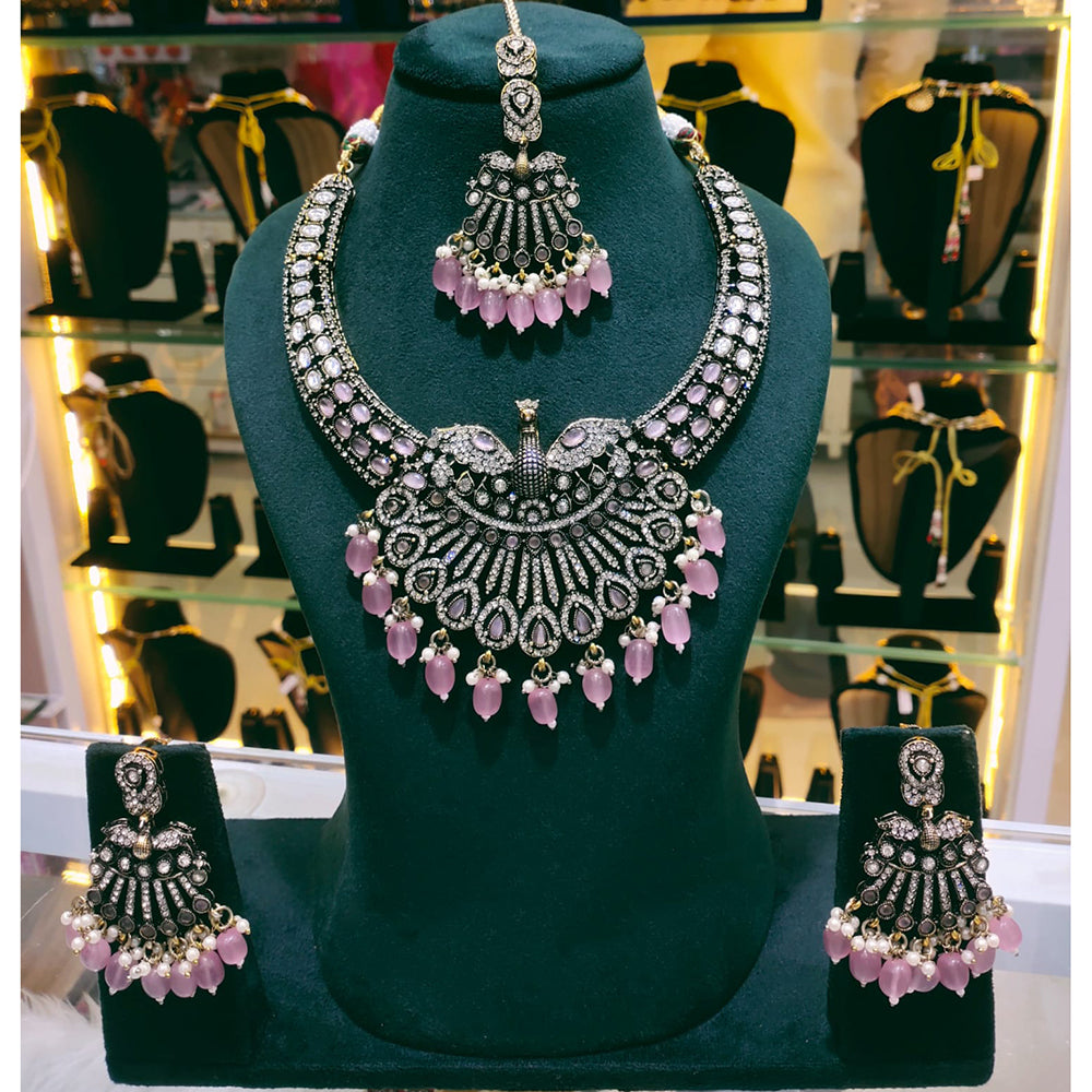 Lucentarts Jewellery Elegant Pota Stone And Austrian Stone Pearl Necklace Set