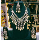 Lucentarts Jewellery Designer Kundan Stone Pearl And Beads Necklace Set
