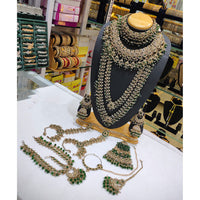 Lucentarts Jewellery Maharani Style Austrian Stone And Beads Bridal Set