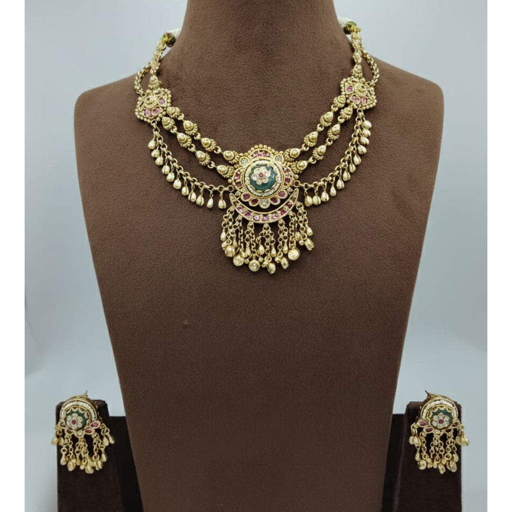 Lucentarts Jewellery Premium Pota Stone And Pearl Designer Necklace Set