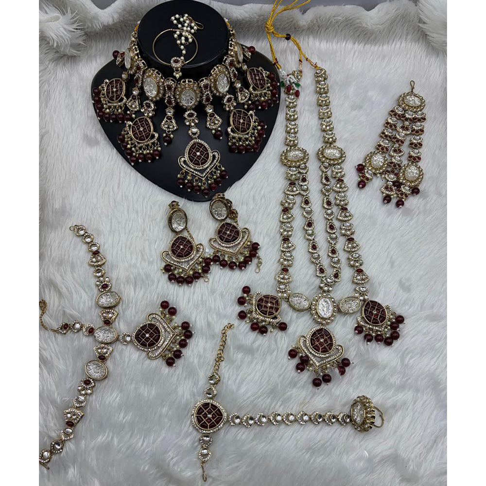 Lucentarts Jewellery Opulent Kundan Stone Pearl And Beads Bridal Jewellery Set