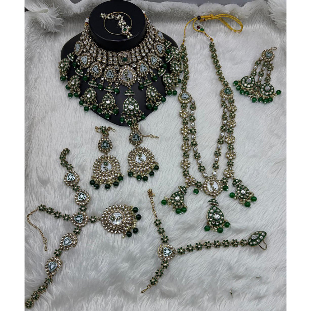 Lucentarts Jewellery Opulent Kundan Stone Pearl And Beads Bridal Jewellery Set