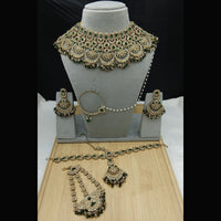 Lucentarts Jewellery Royal Crystal Stone And Pearl Semi Bridal Necklace Set