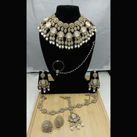 Lucentarts Jewellery Royal Kundan And Beads Semi Bridal Necklace Set