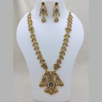 Lucentarts Jewellery Traditional Pota Stone And Pearl Designer Haram Long Necklace Set