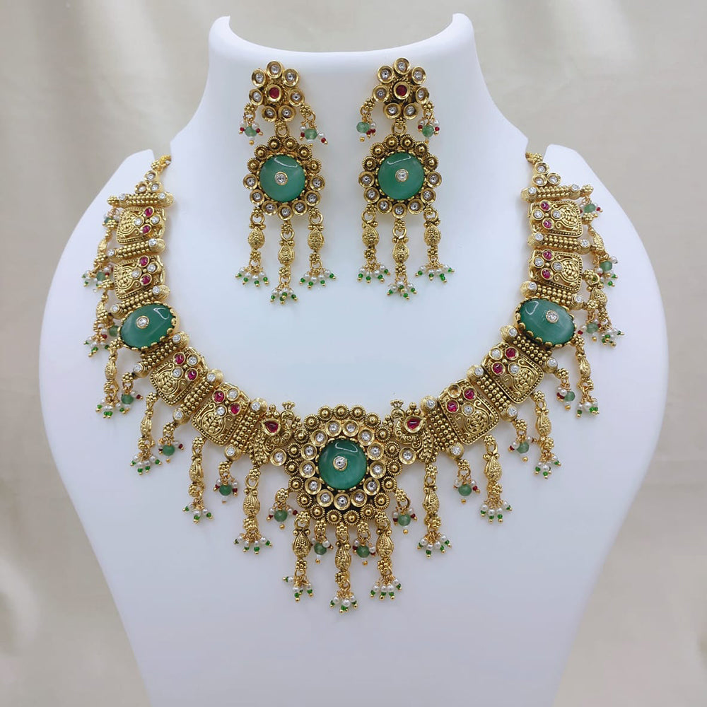 Lucentarts Jewellery Premium Pota Stone  And Pearl Designer Necklace Set