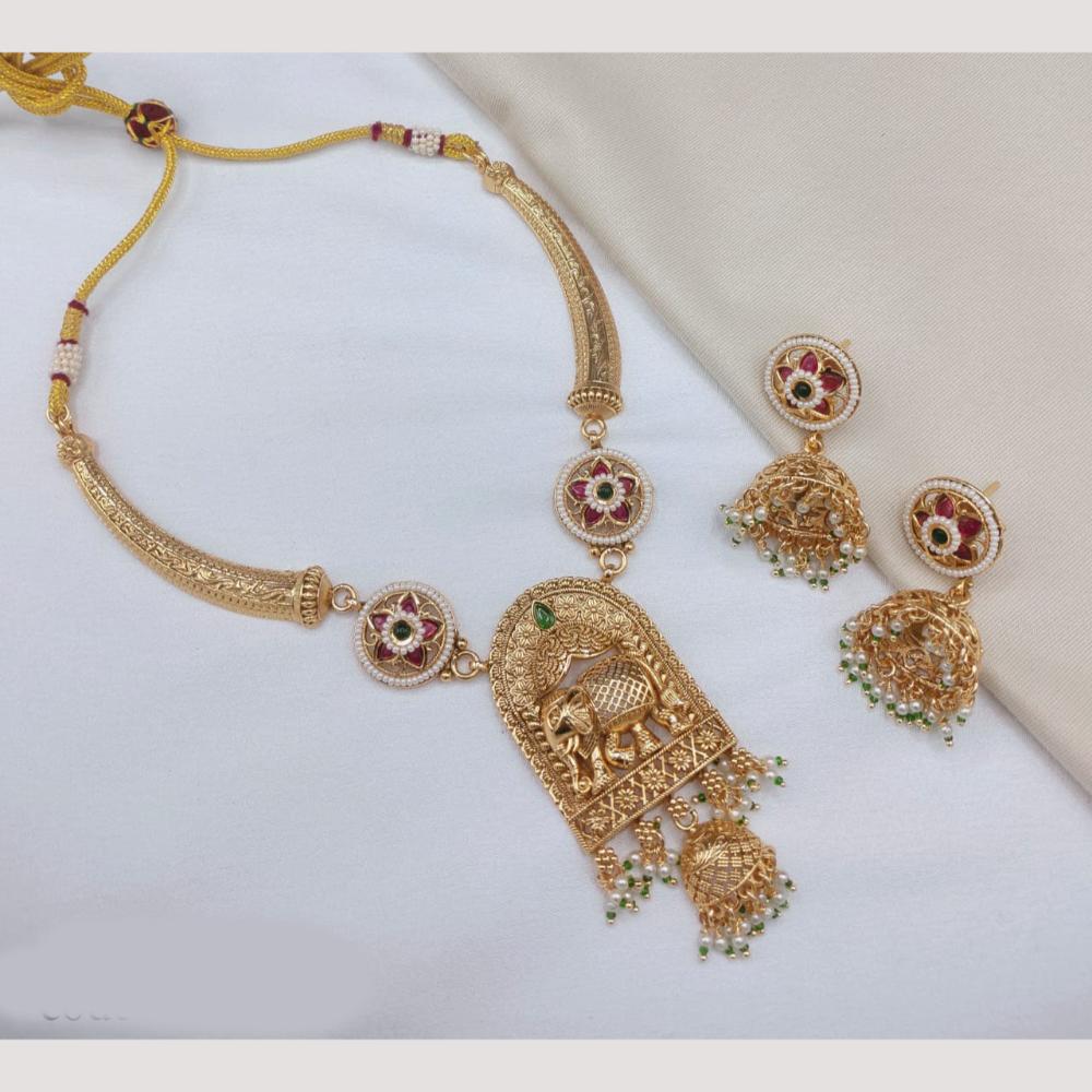 Lucentarts Jewellery Traditional Designer Pota Stone And Pearl Necklace Set