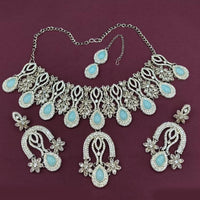 Lucentarts Jewellery Classic Crystal Stone Necklace Set