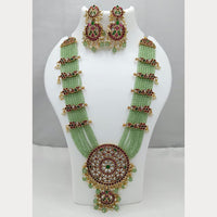 Lucentarts Jewellery Kundan Stone And Pearl Fashion Necklace Set