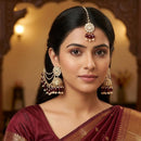 Lucentarts Jewellery Elegant Kundan Stone  And Beads Jhumki Earrings With Maangtikka