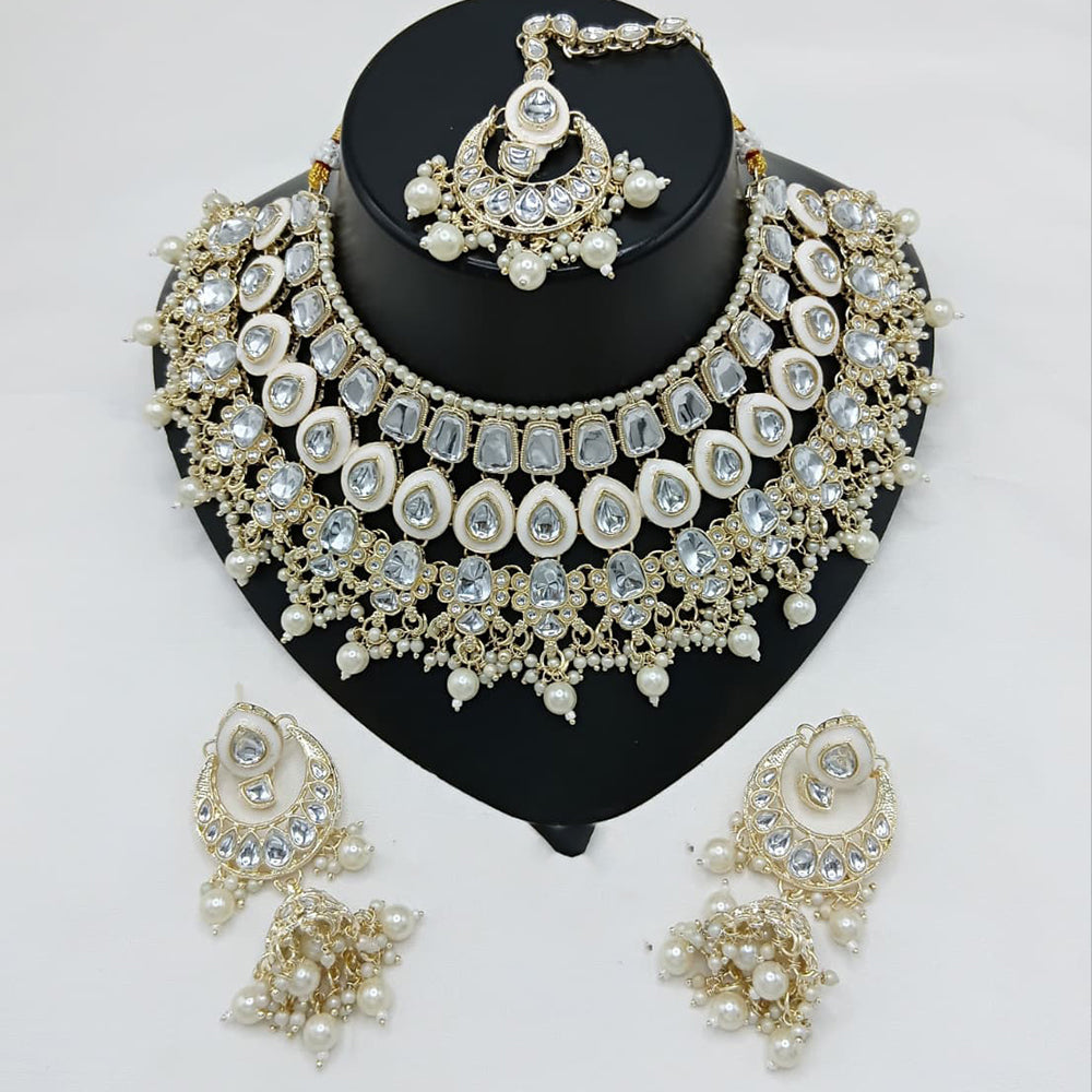Lucentarts Jewellery Kundan Stone Pearl And Beads Choker Necklace Set