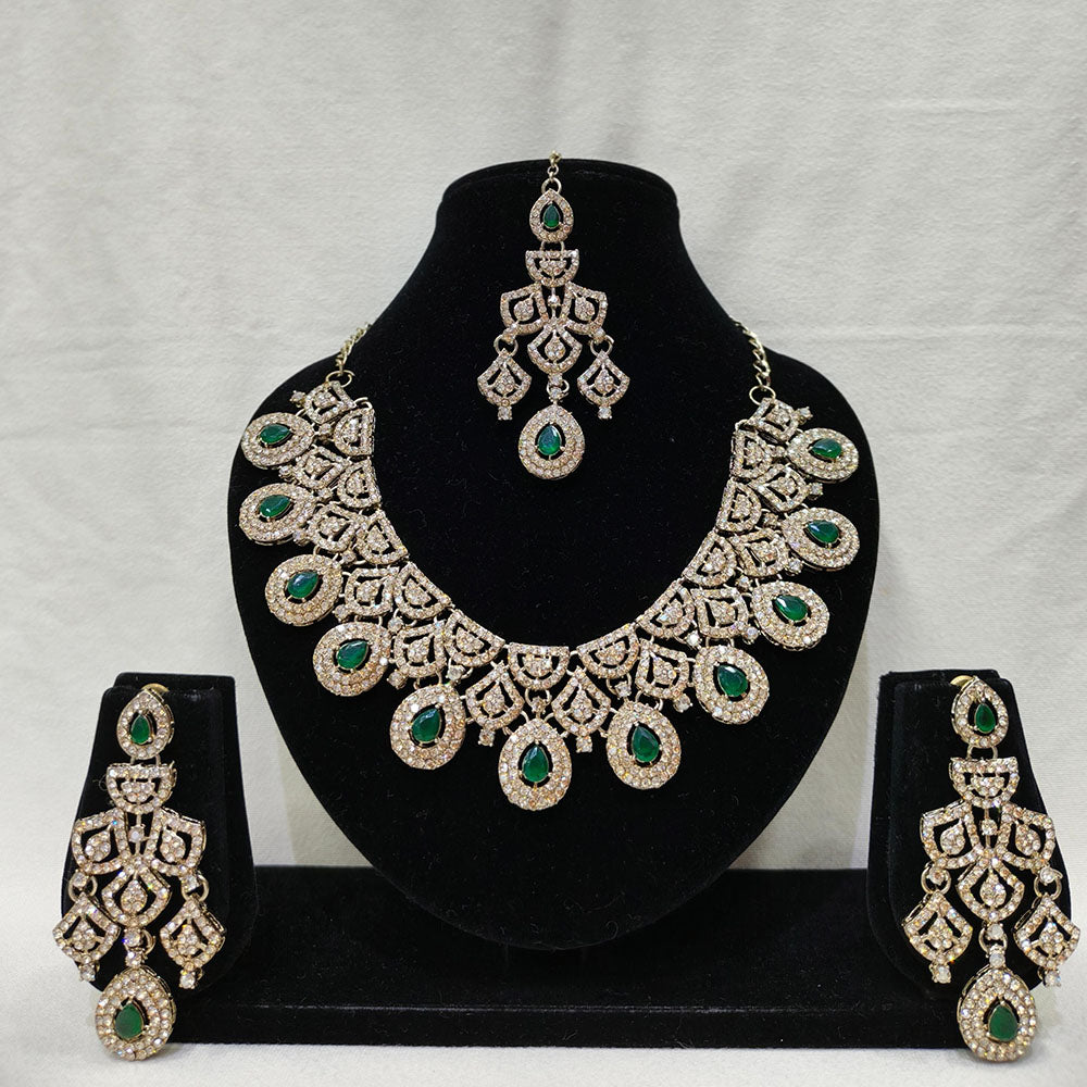Lucentarts Jewellery Royal Look American Diamond Necklace Set