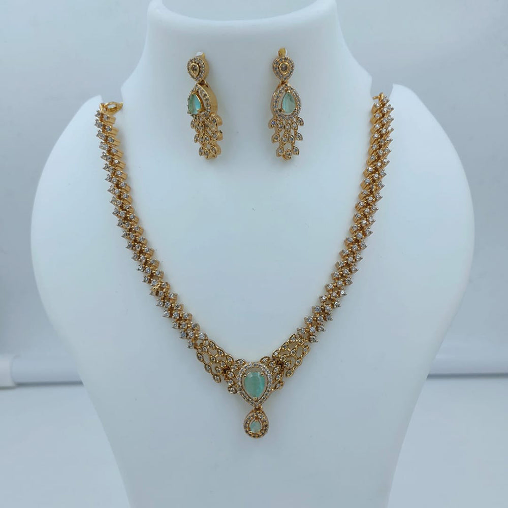 Lucentarts Jewellery Gorgeous Crystal Stone And Austrian Stone Necklace Set