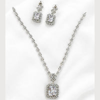 Lucentarts Jewellery Crystal Stone And Austrian Stone Necklace Set