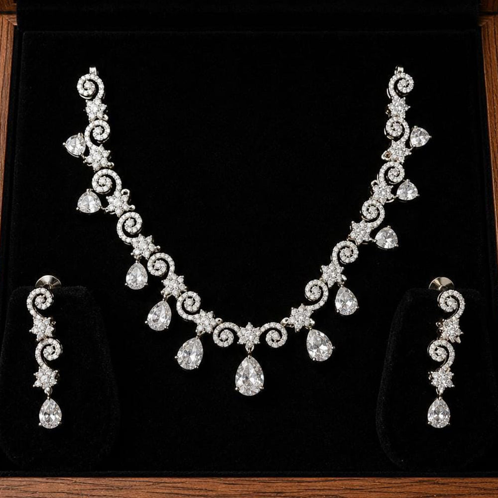 Lucentarts Jewellery Crystal Stone And Austrian Stone Necklace Set