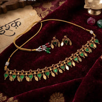 Lucentarts Jewellery Classic Pota Stone Gold Plated Coin Necklace Set