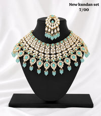 Lucentarts Jewellery Kundan Stone And Beads Choker Necklace Set for Women