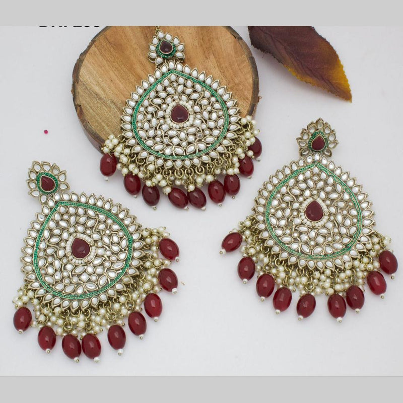 Sai Fashion Gold Plated Kundan Stone  And Pearls  Earrings With Maangtikka