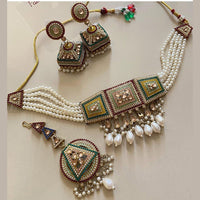 Sai Fashion Crystal & Pearls Choker Set