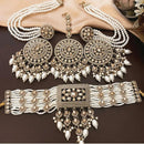 Sai Fashion  Gold Plated Crystal And Pearl Choker Necklace Set