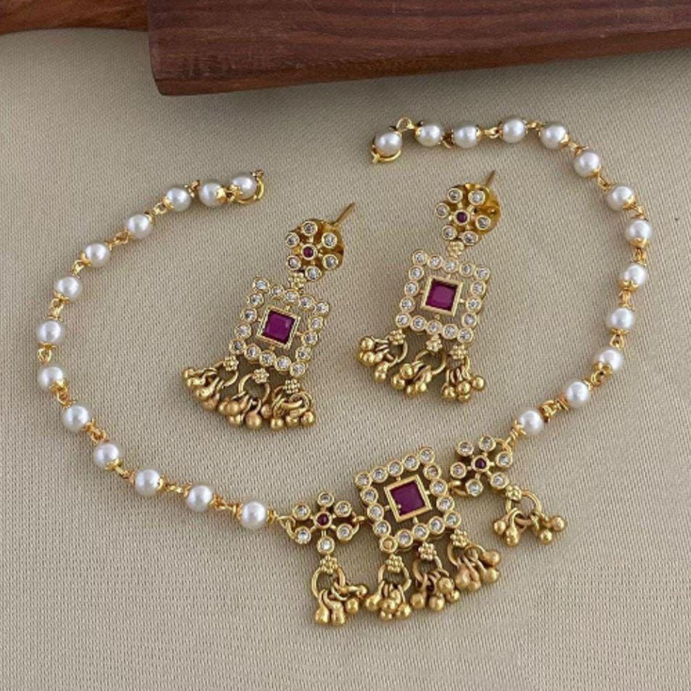 Sai Fashion Gold Plated Austrian Stone And Pearl Necklace Set