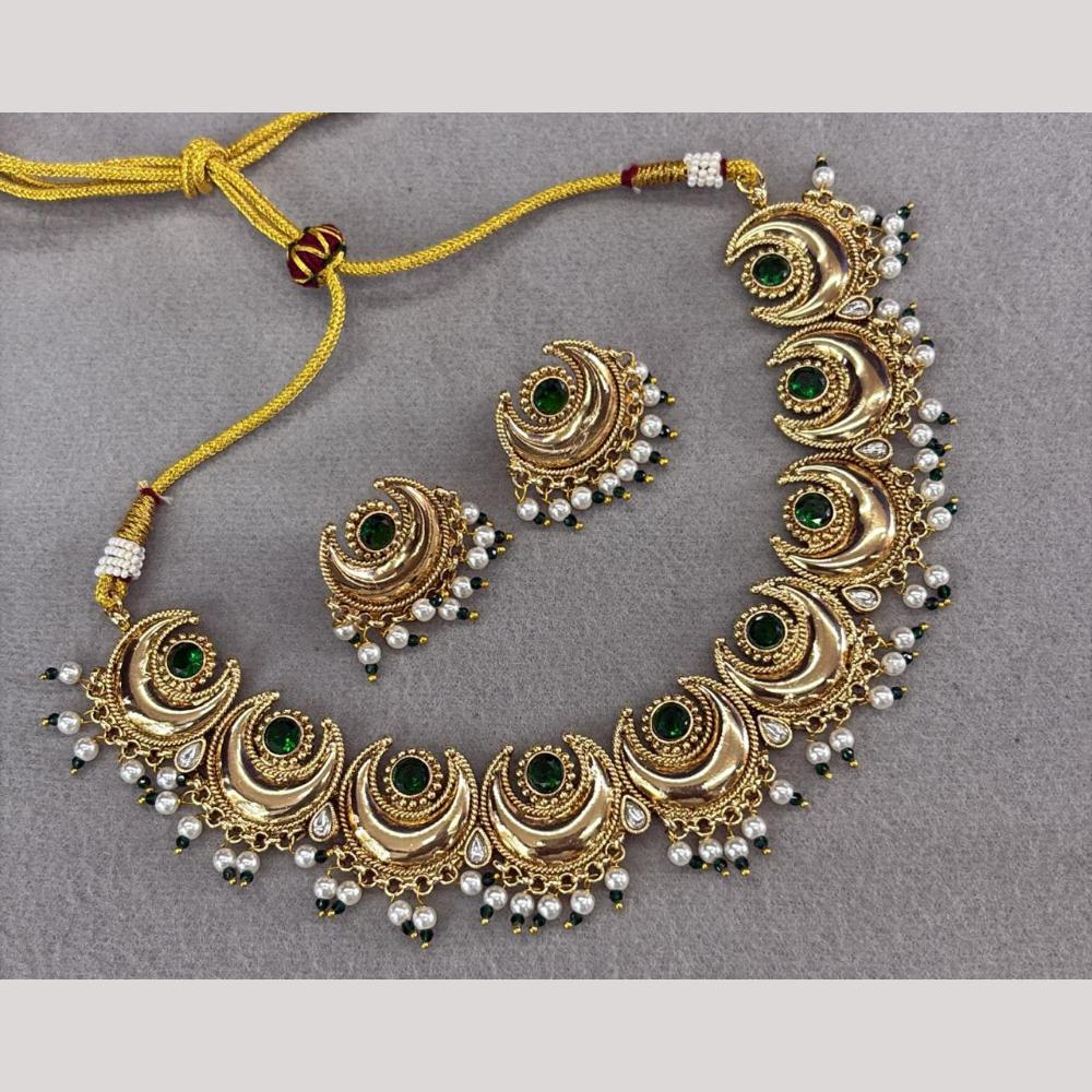 Sai Fashion Pota Stone And Pearl Necklace Set