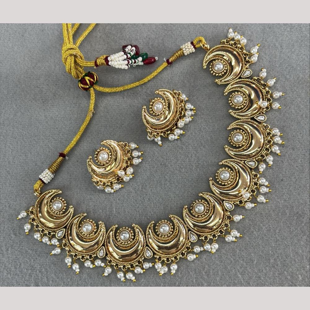 Sai Fashion Pota Stone And Pearl Necklace Set