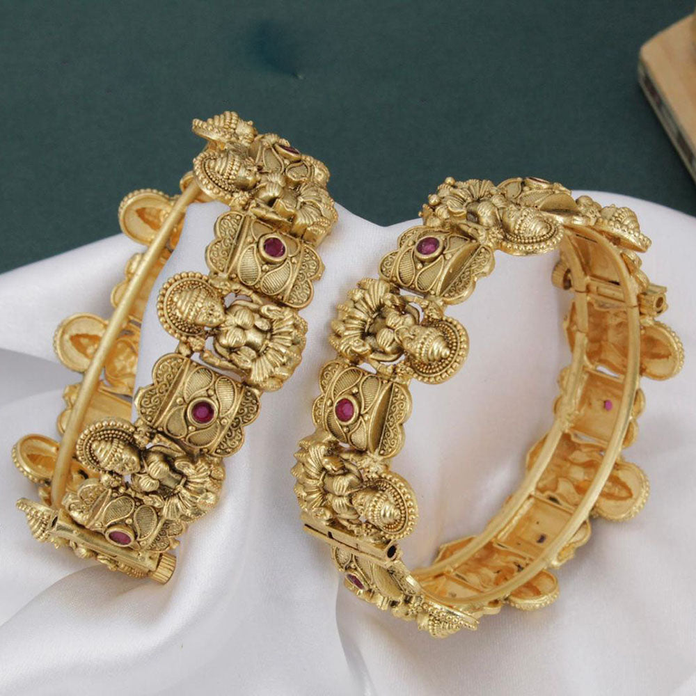 Sai Fashion Elegant Pota Stone And Temple Design Openable Bangles Set