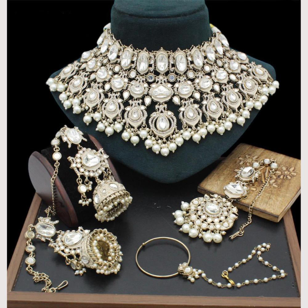 Sai Fashion Designer Kundan And Beads Semi-Bridal Necklace Set