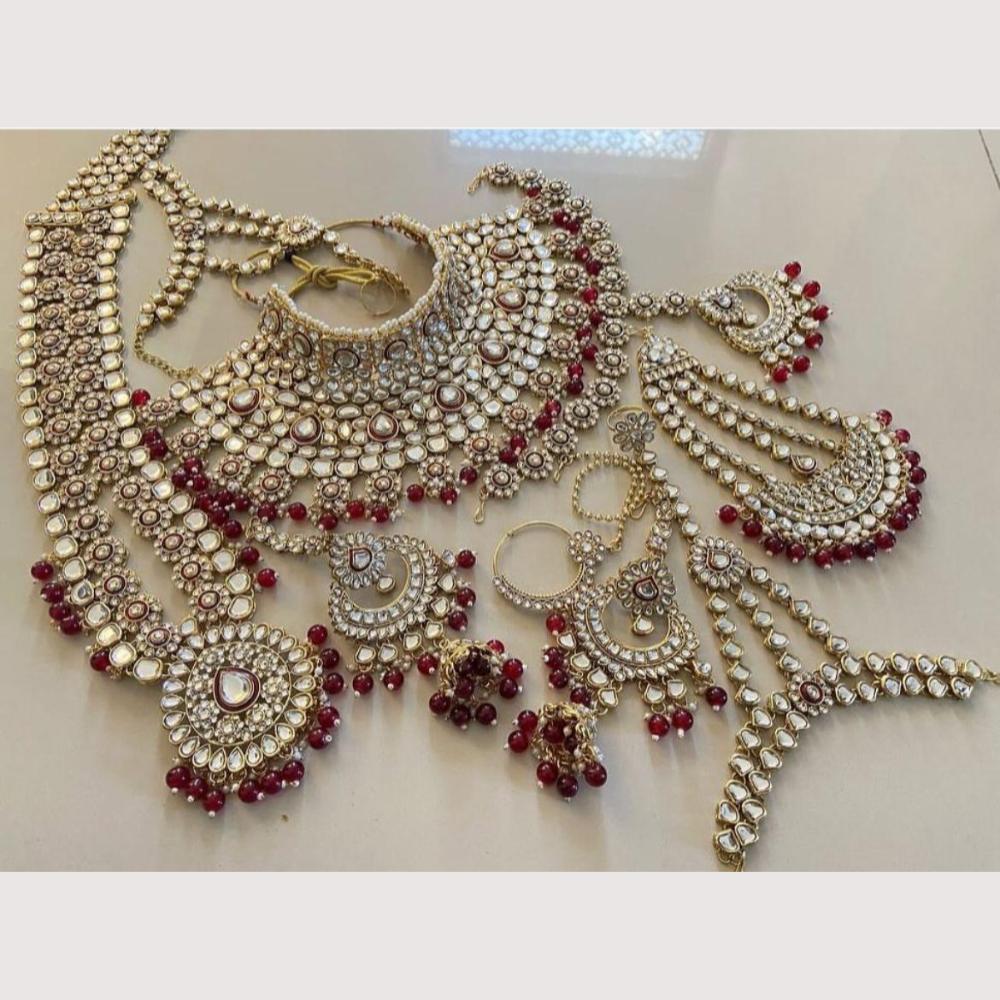 Sai Fashion Regal Kundan Stone And Beads Bridal Set