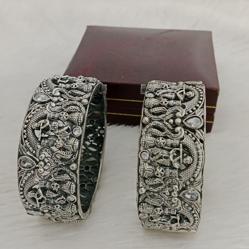 Shagna Oxidised Plated Pota Stone Openable Bangles Set