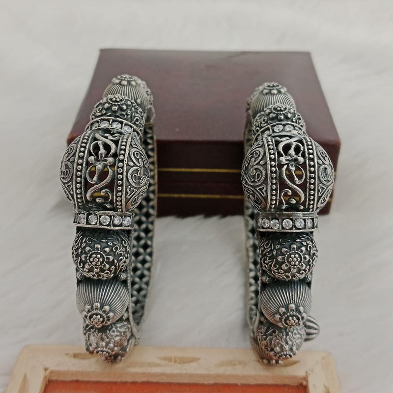 Shagna Oxidised Plated Pota Stone Openable Bangles Set