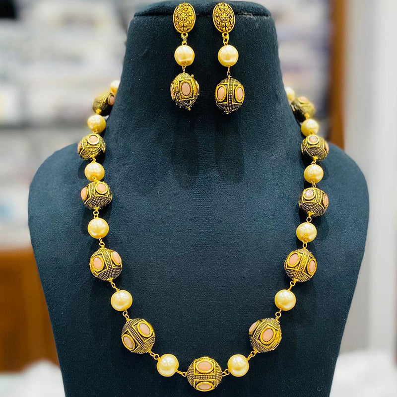 Shagna Gold Plated Pota Stone And Pearl Necklace Set