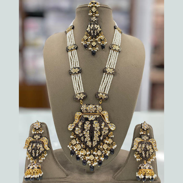 Shagna Gold Plated Kundan Stone And Meenakari Necklace Set