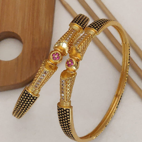 H K Fashion Gold Plated Bangle Set