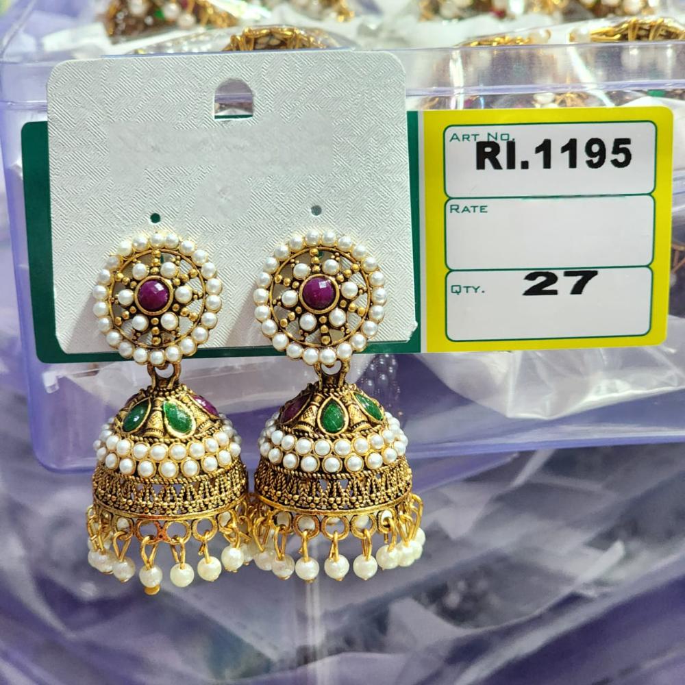 H K Fashion Gold Plated Pota And Pearl Jhumki Earrings